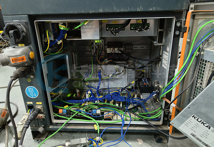 庫卡機(jī)器人KR C4 smallsize控制柜維修